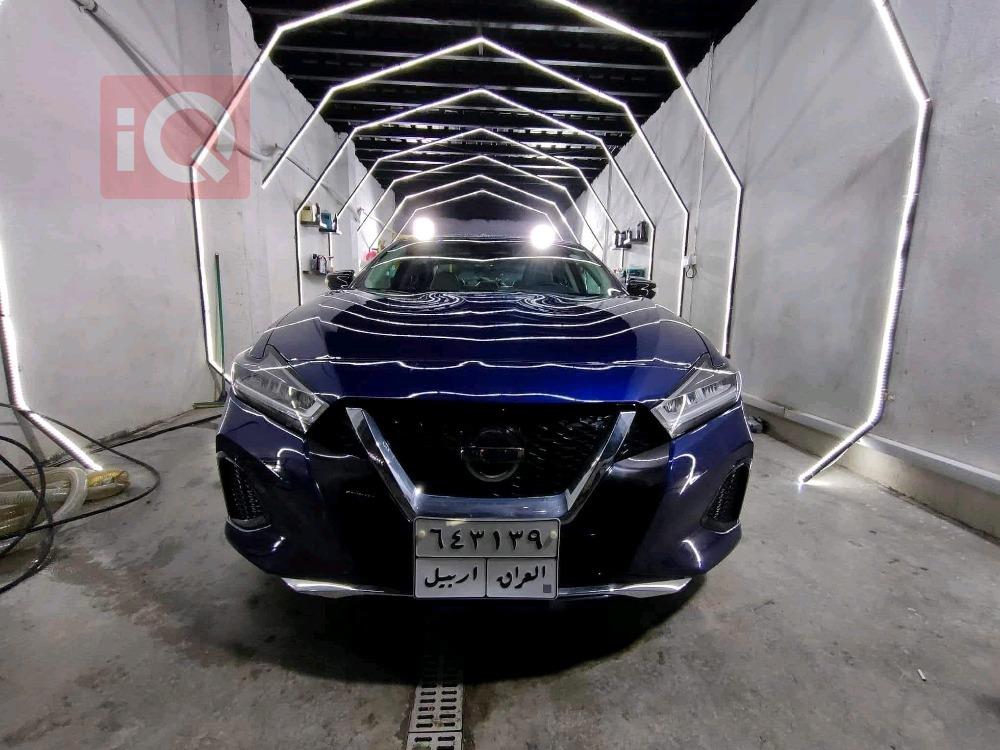 Nissan Maxima